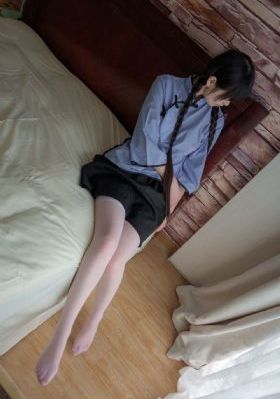 洛丽塔又名一树梨花压海棠